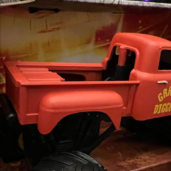 Grave Digger Red Monster Truck Toy - Picture 4 of 8